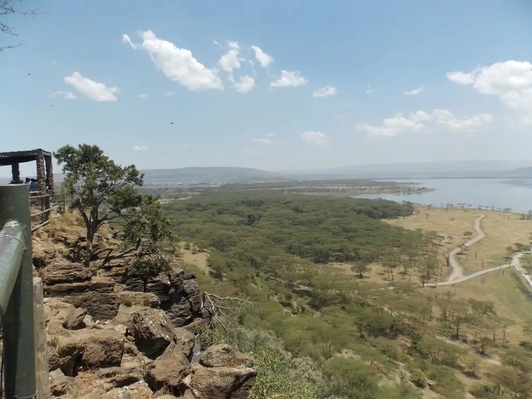 picture of baboon cliff in lake nakuru national park