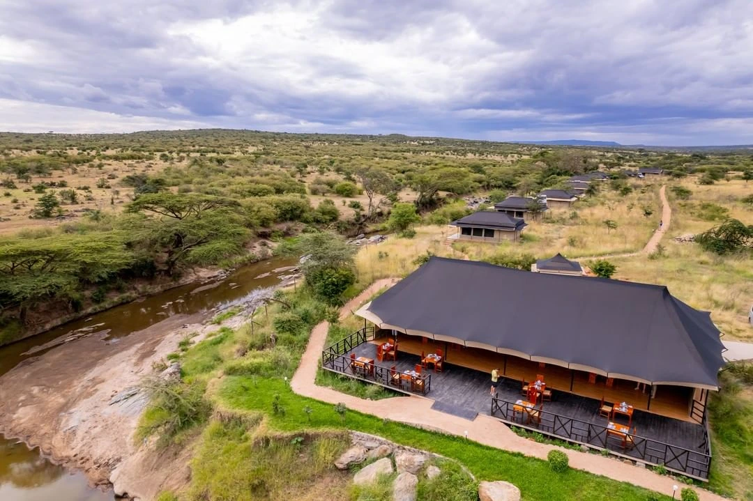 Mtito Safari Camp with its camps situated along mara river, a good spot for wildebeest viewing